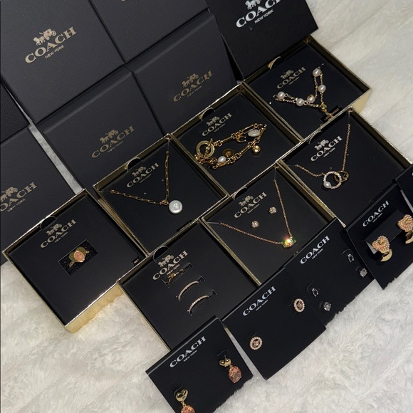 Coach Jewelry Gold &Silver earring ,rings, bracelets , necklaces  your choice - Picture 3 of 11